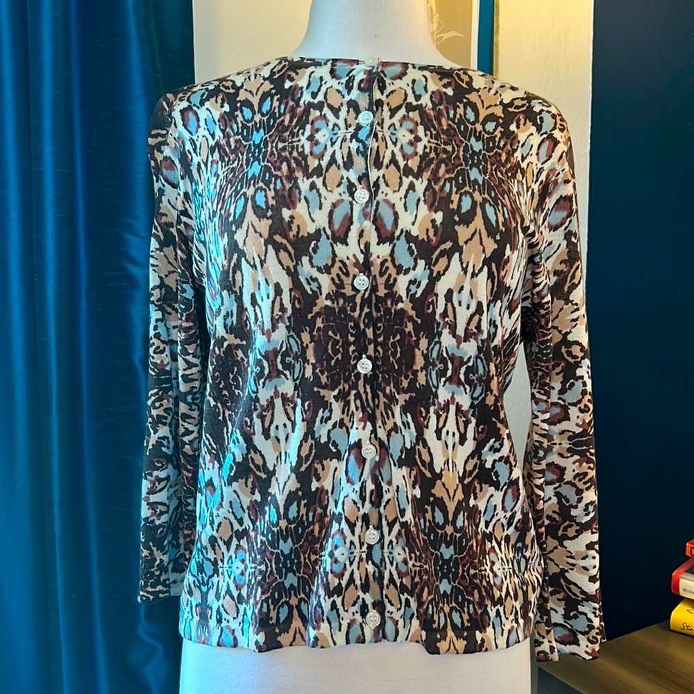 Garnett Hill animal print fine gauge knit cardigan